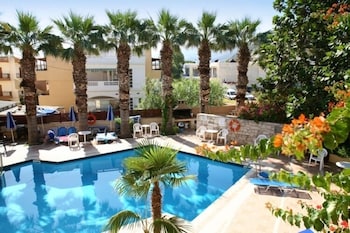 Latania Studios & Apartments,,0 star