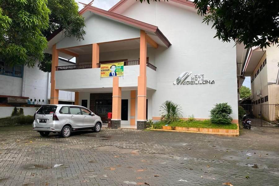 hotel magellona makassar