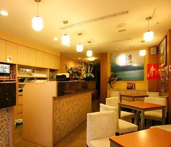 Tanxiang Hostel Sun Moon Lake,,2.5 star