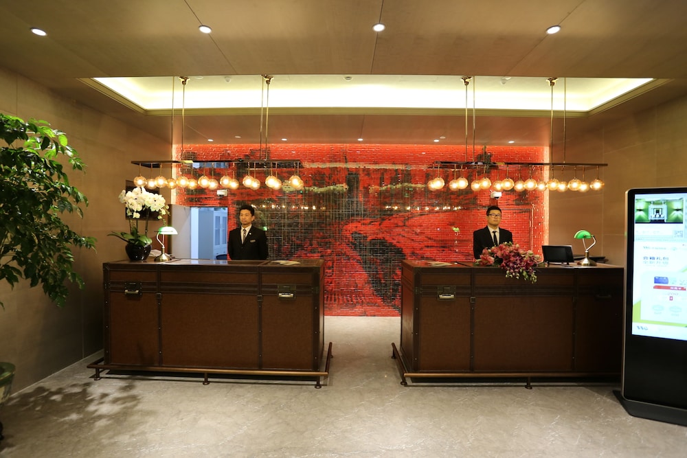 Metropolo Classiq Shanghai Nanjing Road East Hotel,,4 star