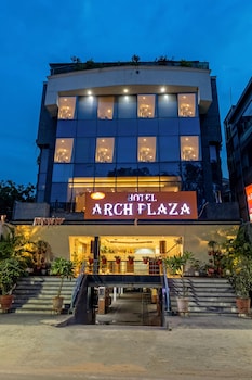 Hotel Arch Plaza- Near Yashobhoomi Dwarka,Kapashera, Delhi,4 star