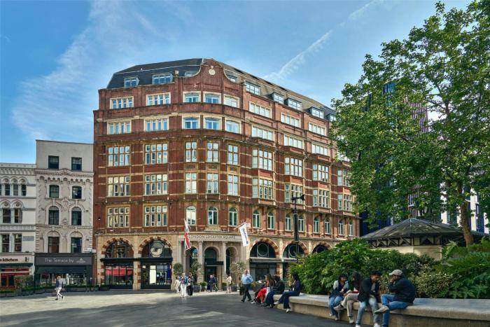radisson blu hotel london leicester square