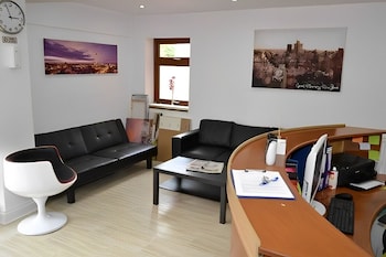 heathrow traveller bandb