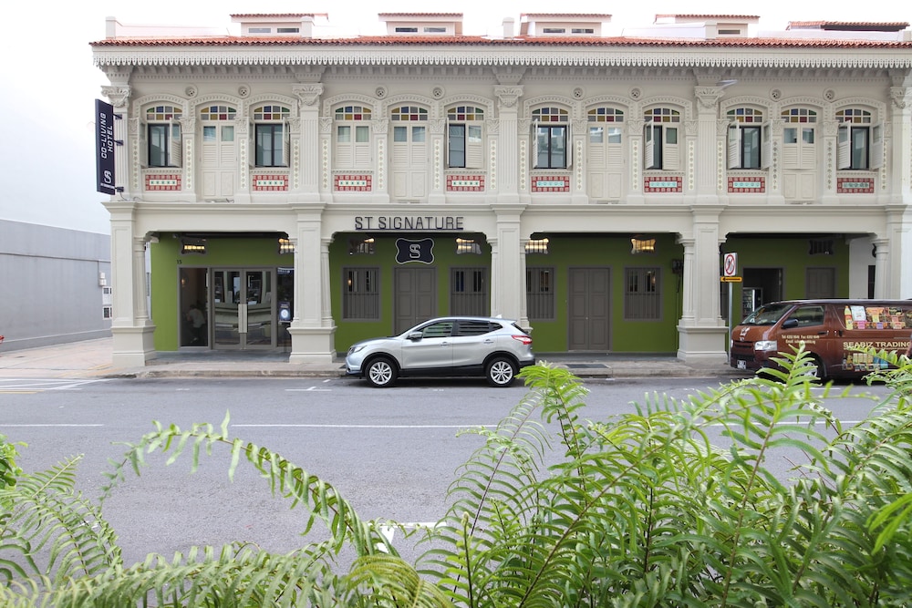 st signature jalan besar dayuse 5 hours 5pm 10pm