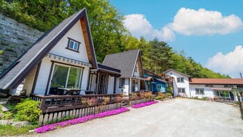 samcheok deulre pension