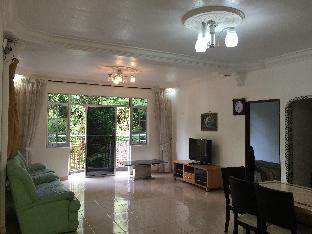 cameron supersave apartment crown imperial court