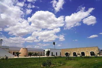 Masseria Rifisa Agriresort,,4 star