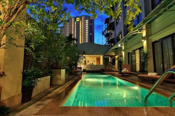 Bossotel Bangkok,,4 star