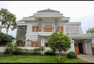 Reddoorz At Daffi Araya,Malang>>Blimbing,2 star