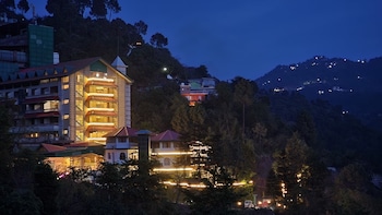 The Royal Ark, Dharampur,4 star