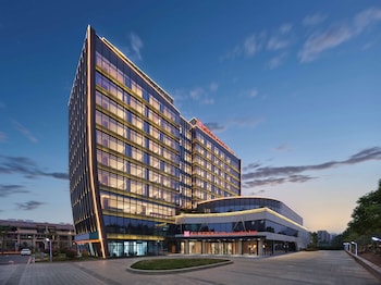 hilton garden inn huzhou anji phoenix mountain