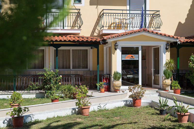 Perkes Hotel,Near Laganas Beach,3 star