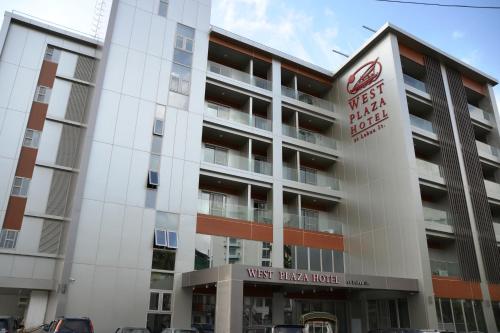 West Plaza Hotel At Lebuu Street,,4 star