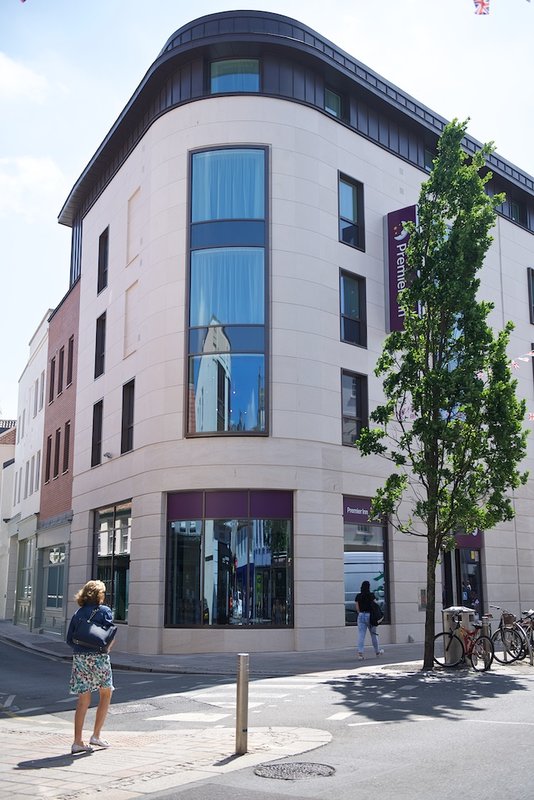 Premier Inn Jersey St Helier (Charing Cross),,3 star