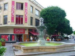 Chenal Hotel