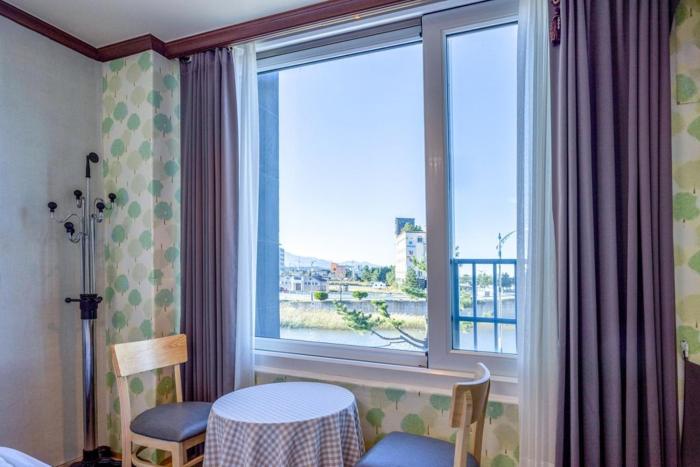 Yangyang Hajodae Conto Hotel Pension,,3 star