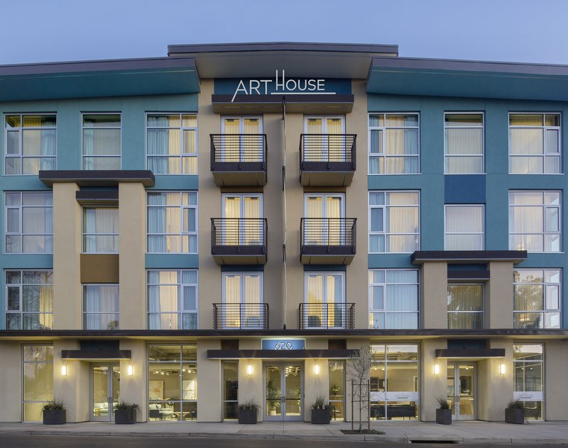 art house hotel