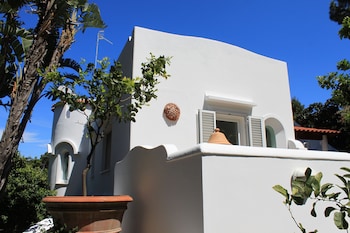 villa marinella