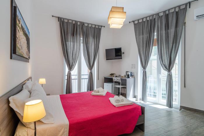 Cavour Rooms,,3 star