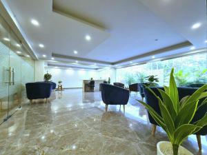 Hotel Golf View Suites,Delhi>>Gurugram,3 star