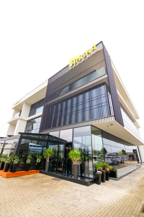 n hotel by noshi