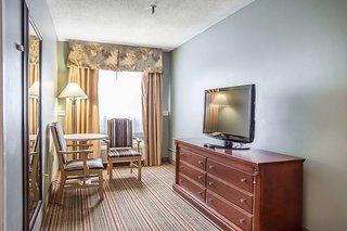 Hfx Airport Hotel,Fall River>>Enfield,3 star