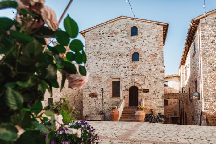Borgo Petroro,Fratta Todina>>Bevagna,1 star