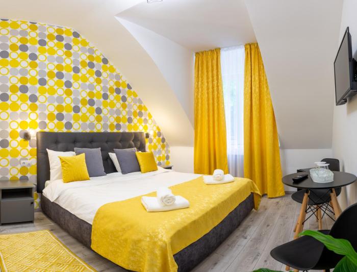 Hotel Amel Rooms,Sibiu>>Medias,3 star