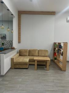 Menua,Geghanist>>Yerevan,2.5 star