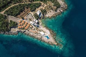 Dulamerovic Resort,Dobra Voda>>Bar,3.5 star