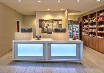 holiday inn express reno airport by ihg