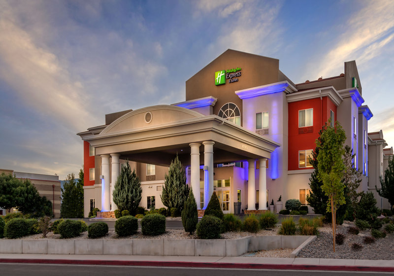 holiday inn express reno airport by ihg