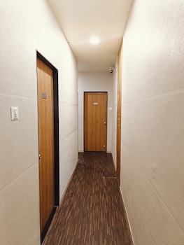 Hotel Apple Palace Surat,India>>Surat,3 star