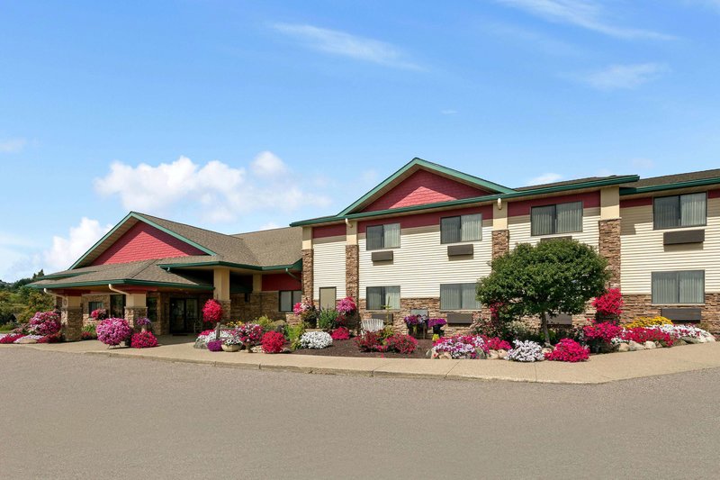 Super 8 By Wyndham Eveleth,Grand Rapids>>Eveleth,2 star
