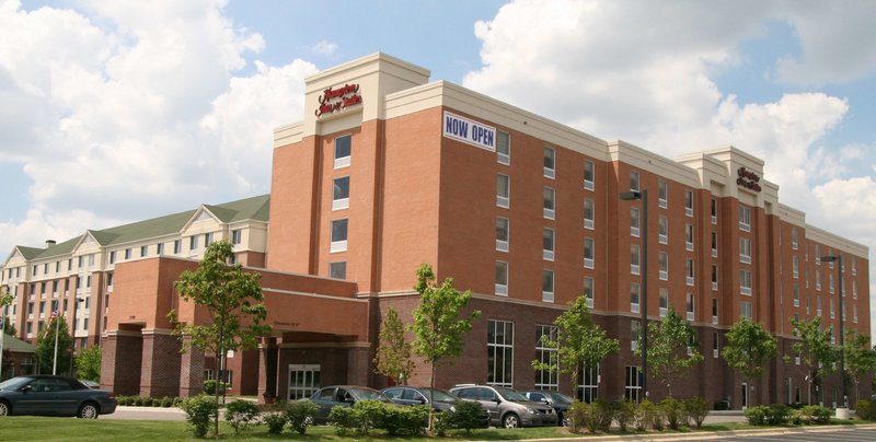 Hampton Inn & Suites Detroit / Airport - Romulus,Detroit>>Dearborn,2.5 star