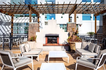 crowne plaza charleston airport conv ctr by ihg