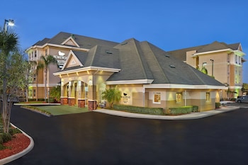 Homewood Suites By Hilton Daytona Beach Speedway-Airport,Holly Hill>>Daytona Beach,3 star