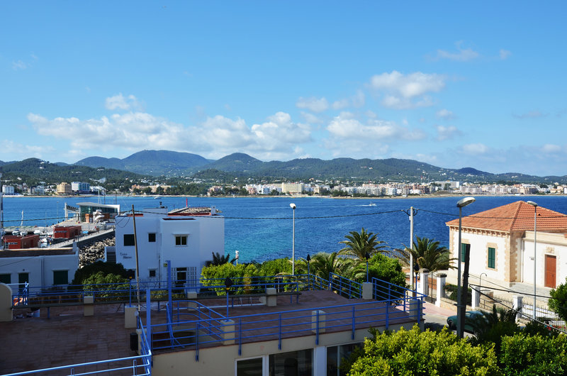 aparhotel vibra central city adults only