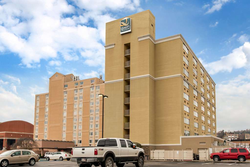 Quality Inn & Suites,South Charleston>>Charleston,2.5 star