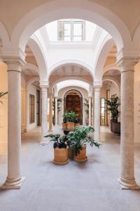 Placido Y Grata,Seville>>Historical Center,4 star
