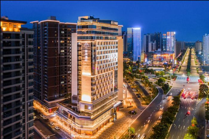 atour hotel zhonghan north station v park