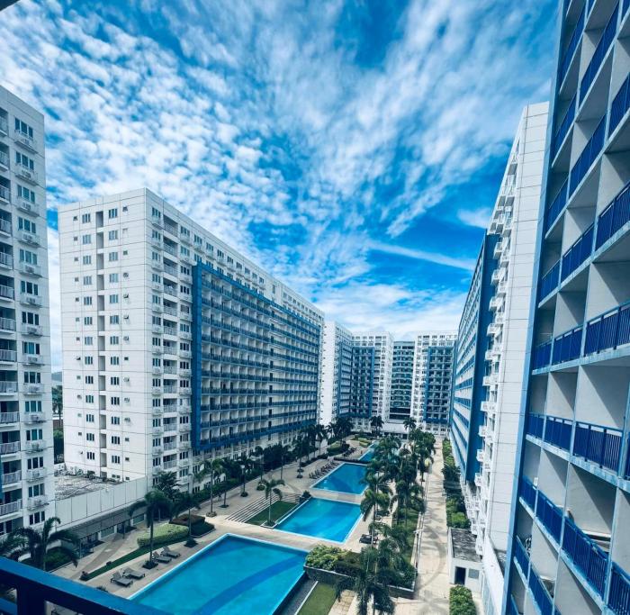 sea residences moa eric apartments