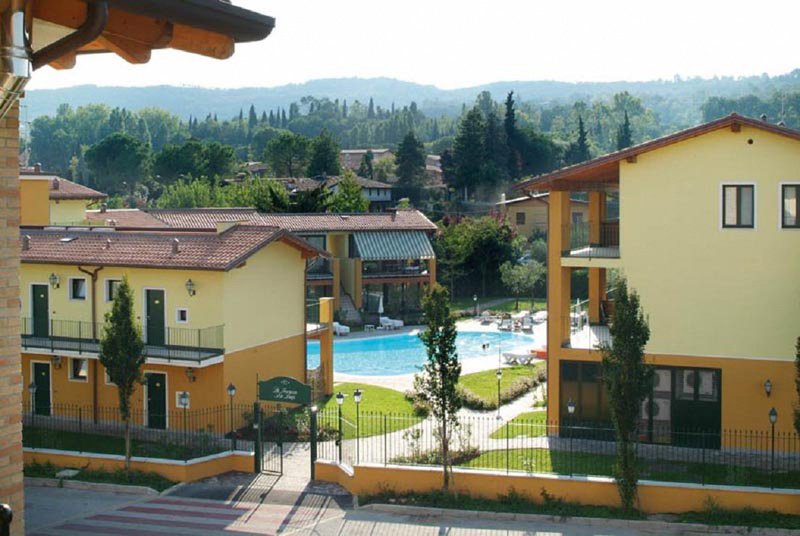 Le Terrazze Sul Lago Residence & Hotel