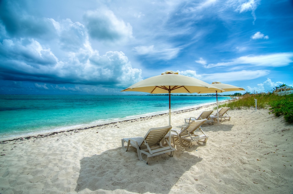 grace bay beach ocean villas