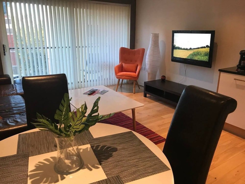 The Sawmill Glossy Sleek Peaceful City Centre Oran,,0 star