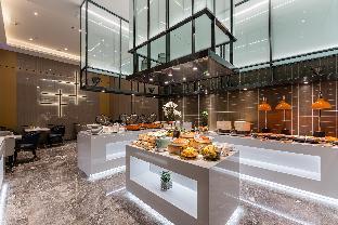 atour hotel huzhou city government