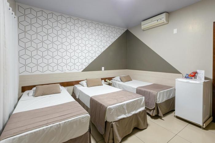 Avenida Hotel,,3 star