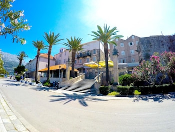 Accommodation Vitaic,Korcula>>Dubrovnik-Neretva,2 star