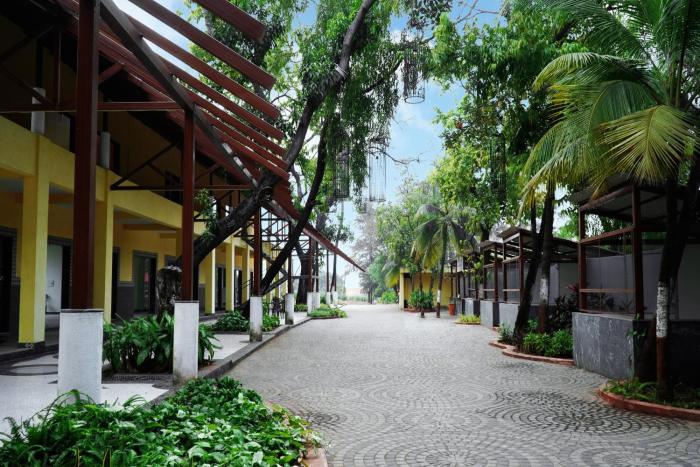 Shanti Resorts,Valsad>>Daman,3 star