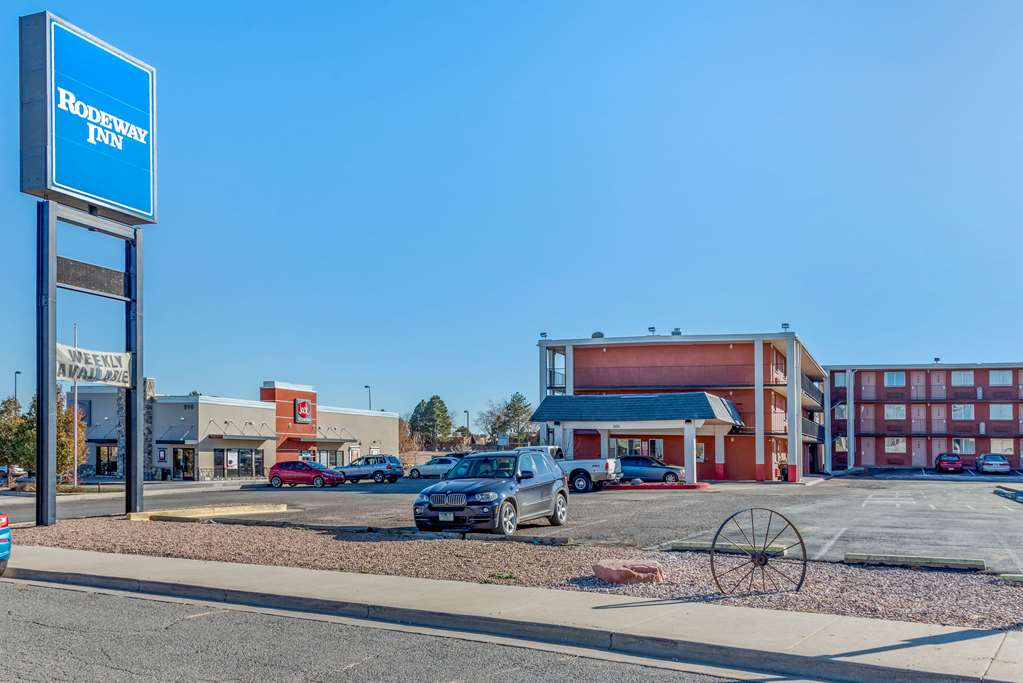 Pueblo Inn,Pueblo>>Colorado Springs,2 star